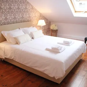 the-sky-lofts-lisbon-guesthouse.hotels-lisbon-portugal.com/