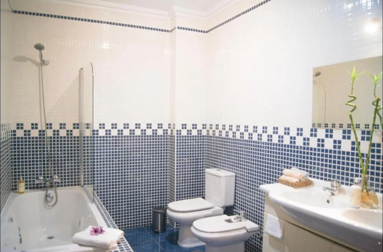 Aloha Burgau Guesthouse Guest house