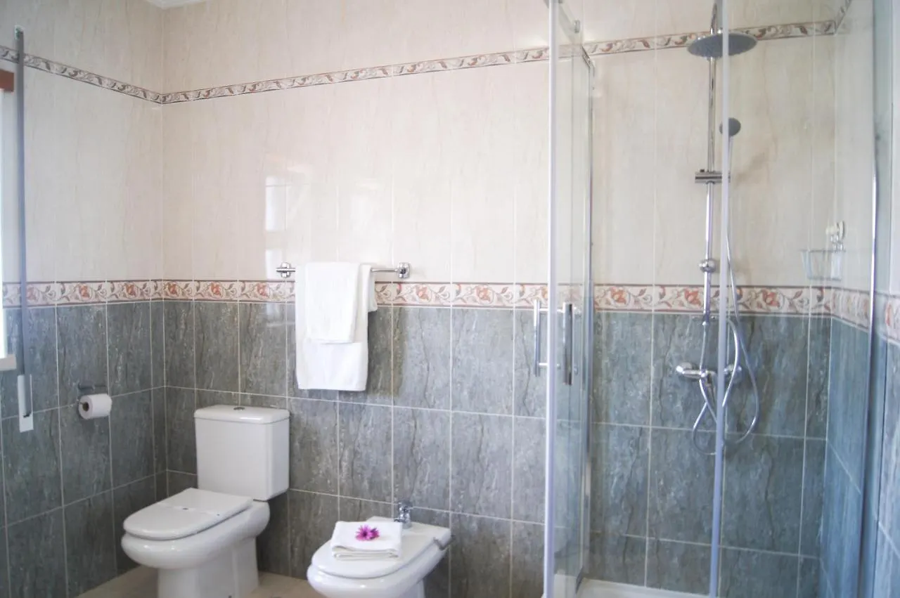 Aloha Burgau Guesthouse 3*,