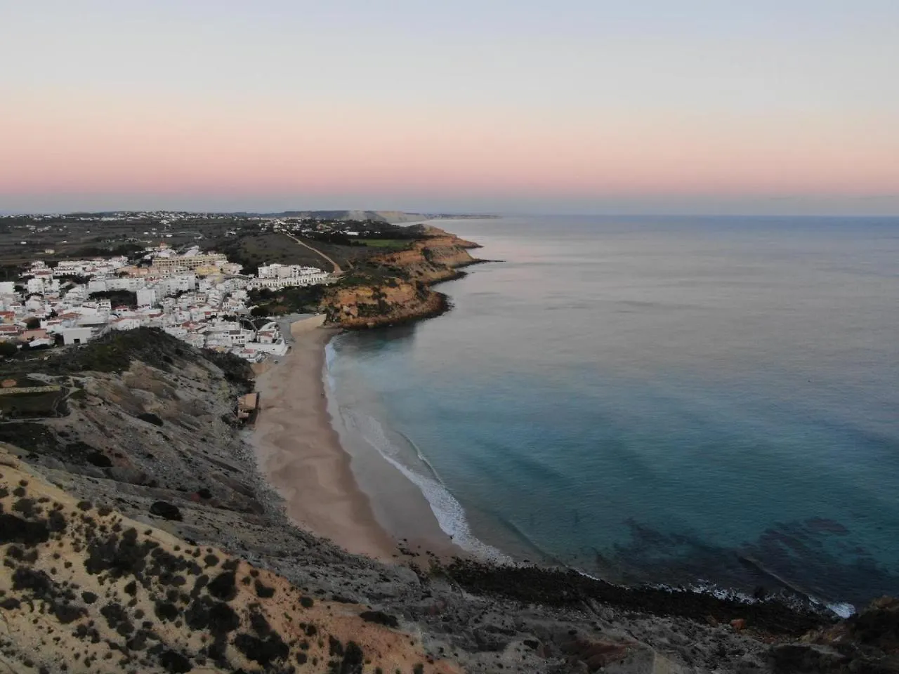 Aloha Burgau Guesthouse בית הארחה
